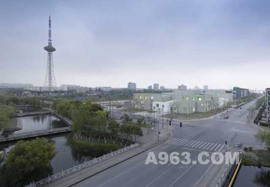 大舍建筑设计事务所设计作品：上海青浦青少年中心